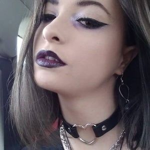 Meet your Posher, Michaela